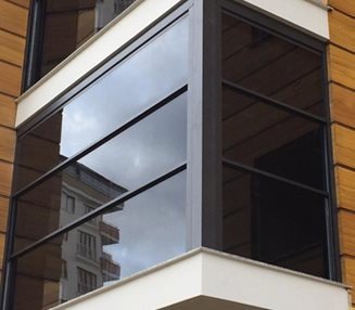 Tam balkon Silinebilir Giyotin Cam Balkon